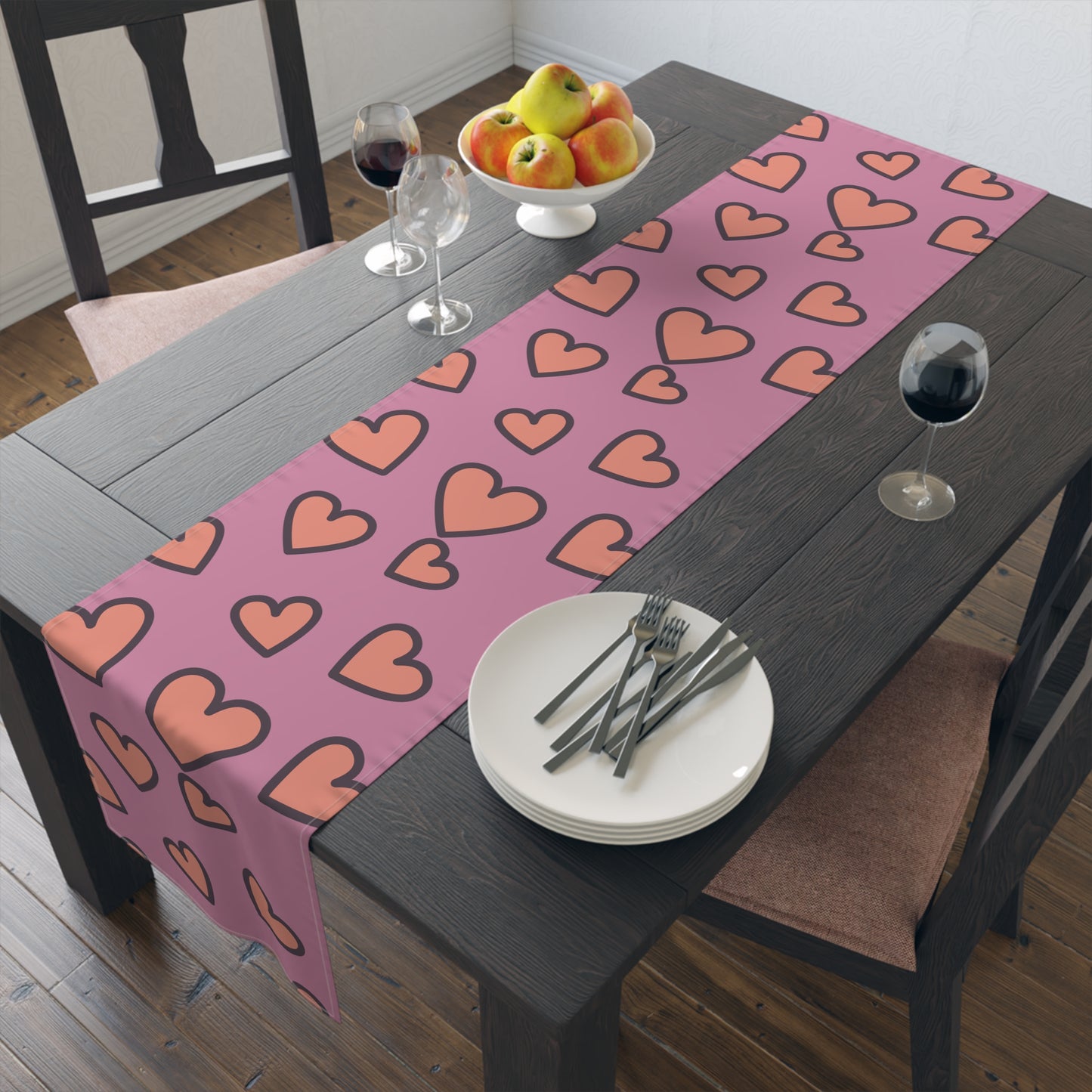 Heart-Patterned Table Runner for Romantic Occasions